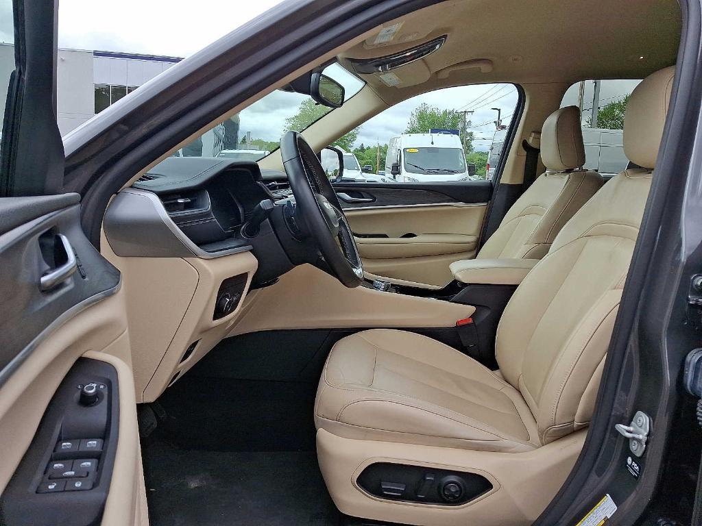 used 2021 Jeep Grand Cherokee L car, priced at $28,809