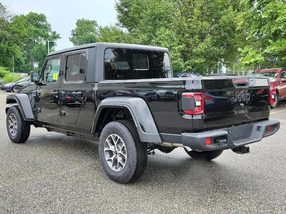 new 2024 Jeep Gladiator car, priced at $47,450