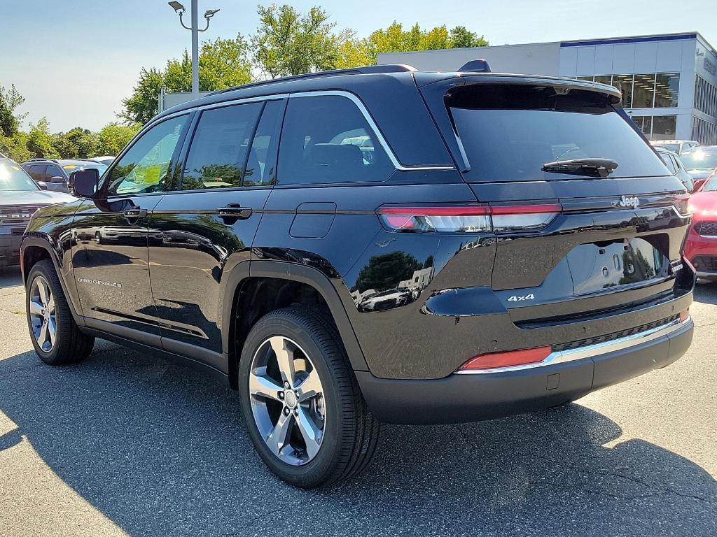 new 2024 Jeep Grand Cherokee car, priced at $53,130