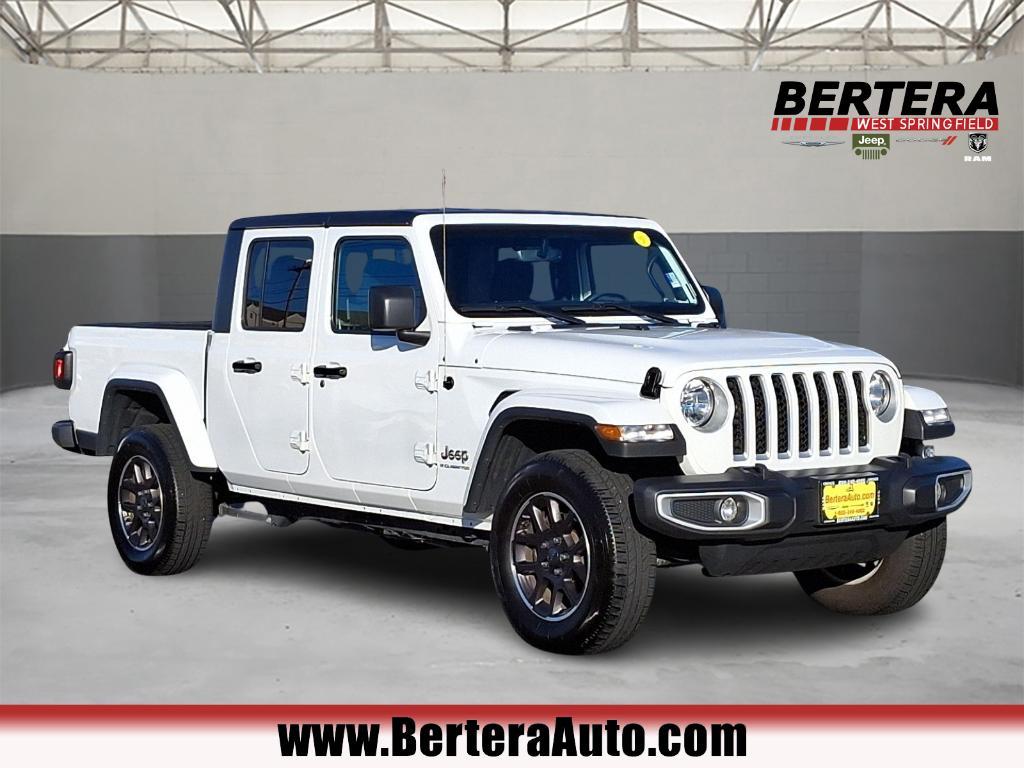 used 2023 Jeep Gladiator car, priced at $33,974