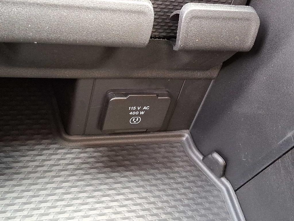 new 2025 Ram 1500 car, priced at $51,233
