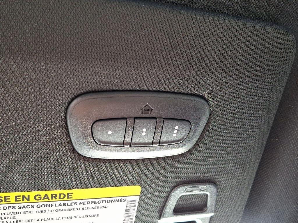 new 2025 Jeep Grand Cherokee car, priced at $55,061