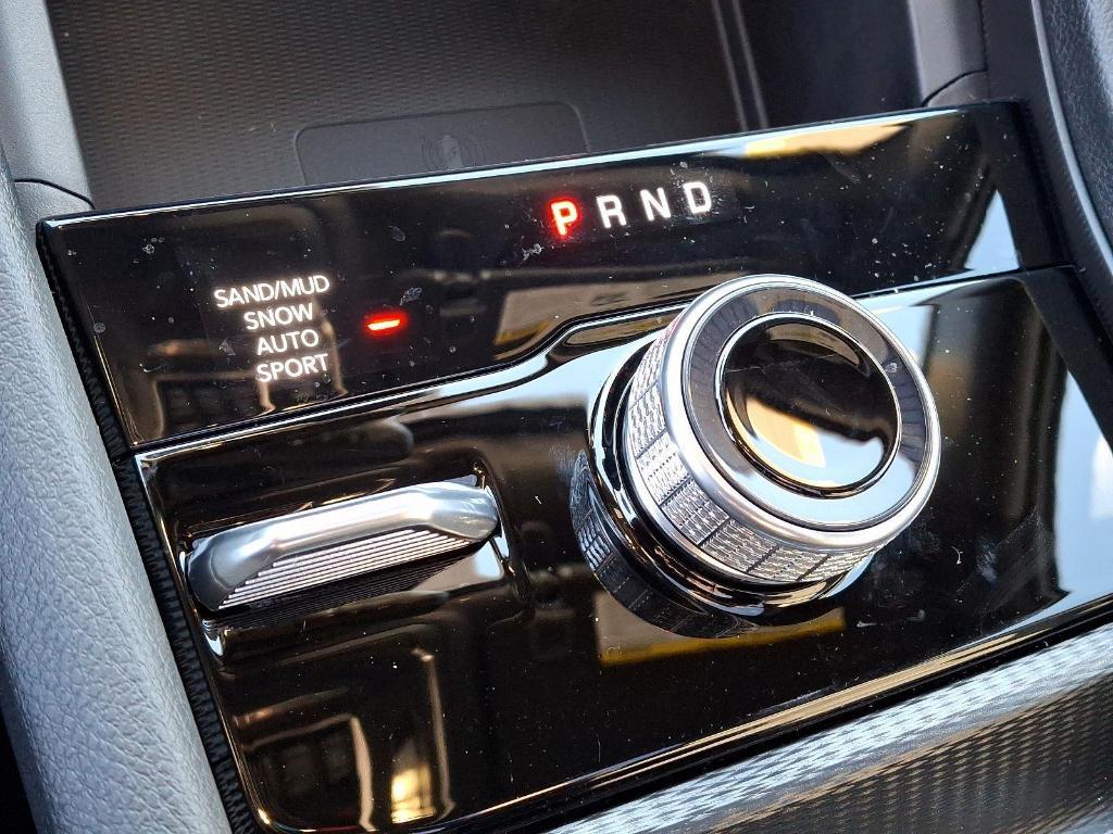 new 2025 Jeep Grand Cherokee car, priced at $55,061