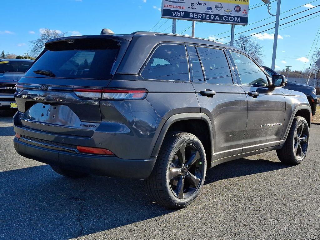 new 2025 Jeep Grand Cherokee car, priced at $56,730