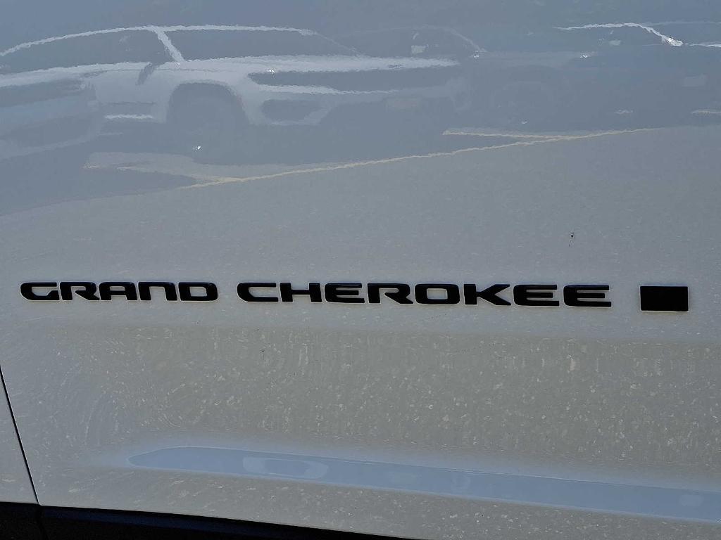 new 2025 Jeep Grand Cherokee car