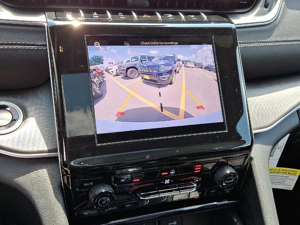 new 2025 Jeep Grand Cherokee car