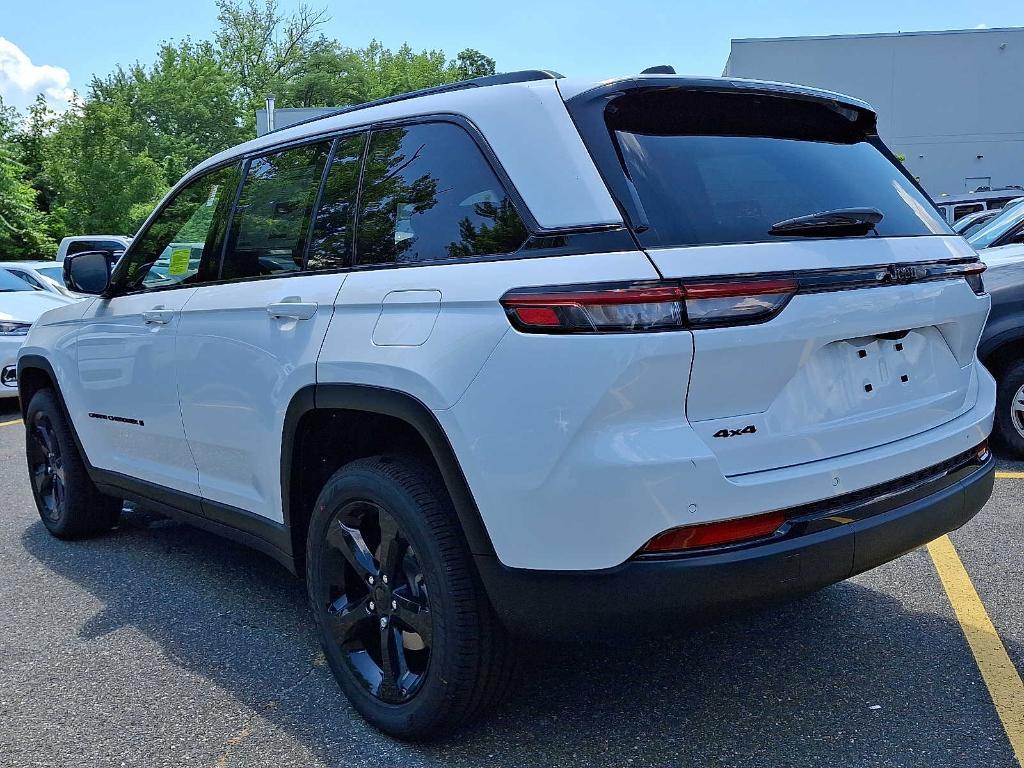 new 2025 Jeep Grand Cherokee car