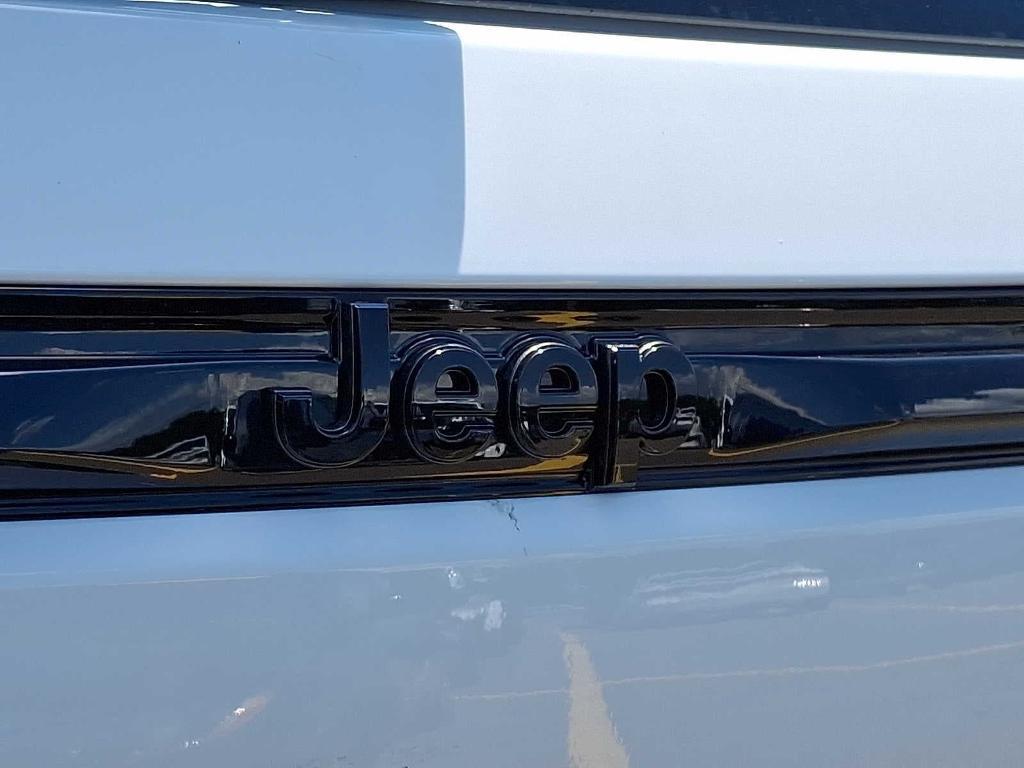 new 2025 Jeep Grand Cherokee car