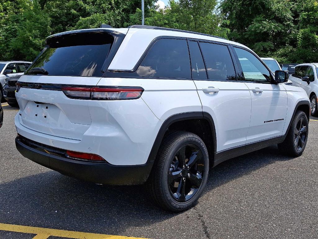 new 2025 Jeep Grand Cherokee car