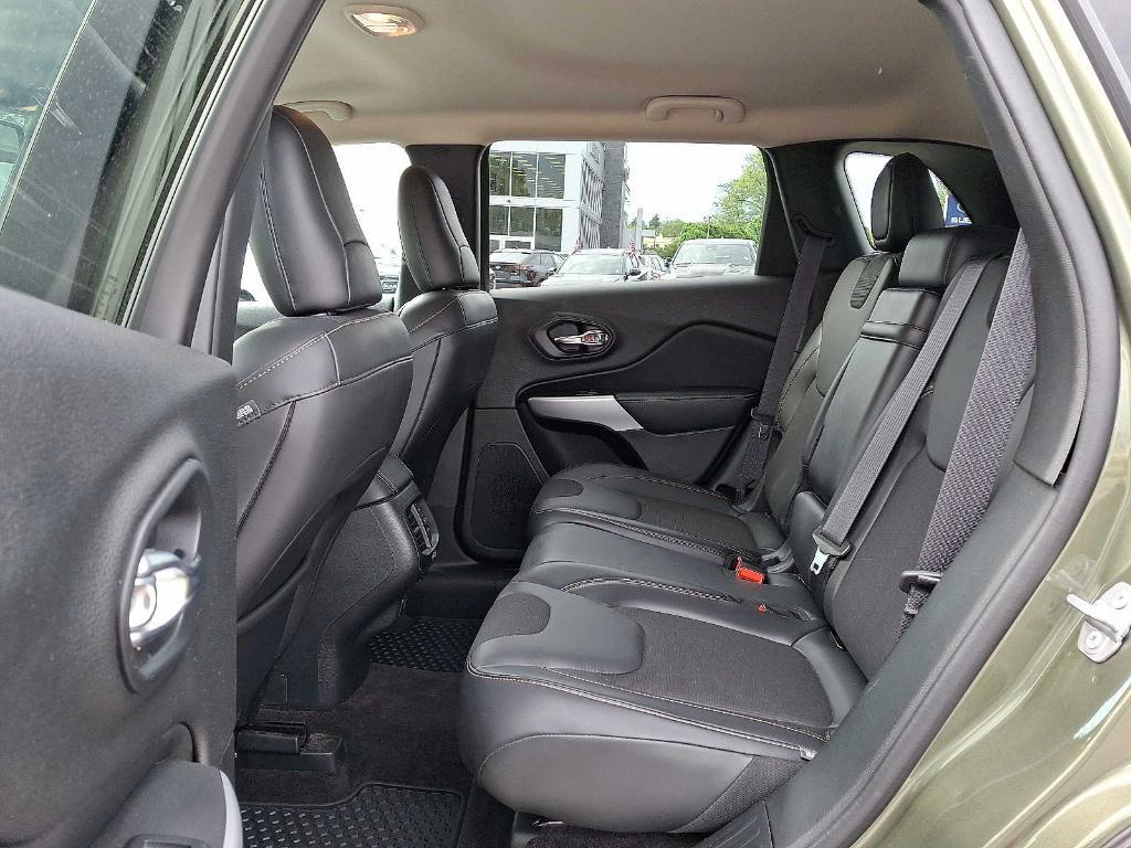 used 2018 Jeep Cherokee car, priced at $16,810
