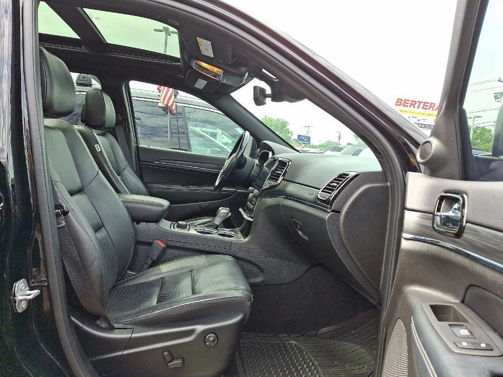 used 2021 Jeep Grand Cherokee car, priced at $25,884