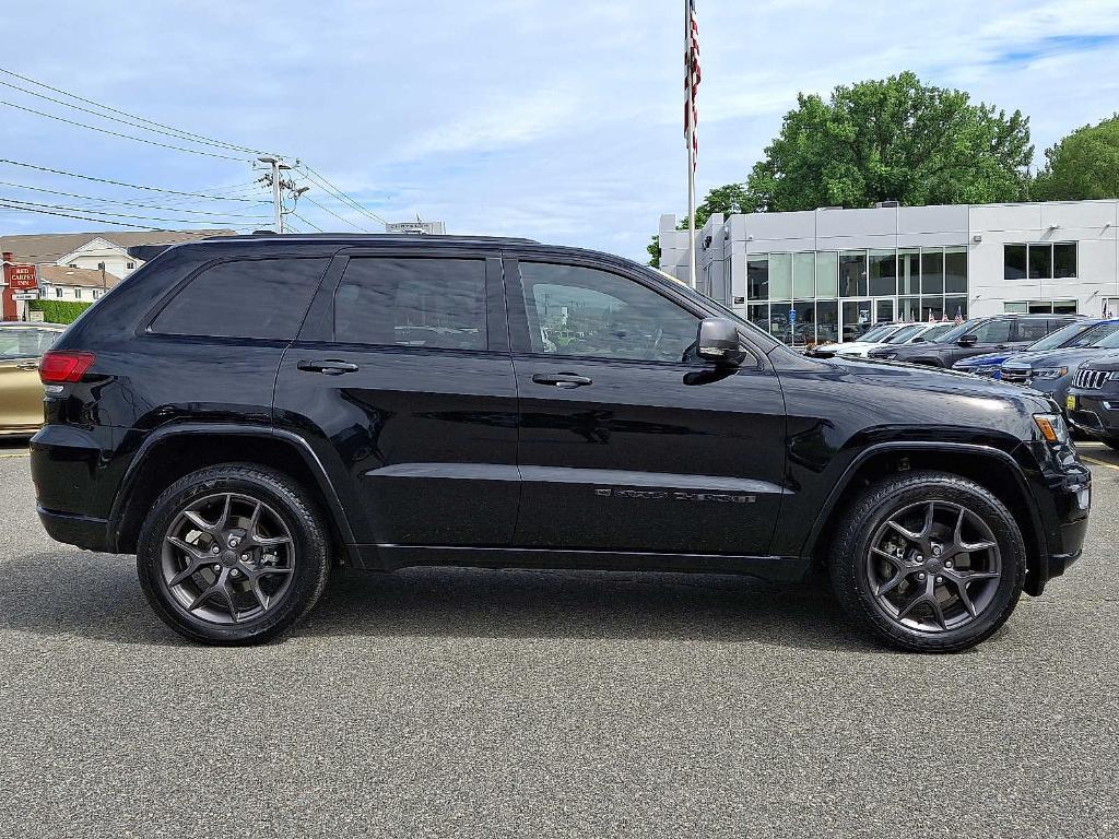 used 2021 Jeep Grand Cherokee car, priced at $25,884