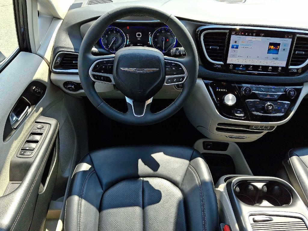 used 2023 Chrysler Pacifica car, priced at $24,278