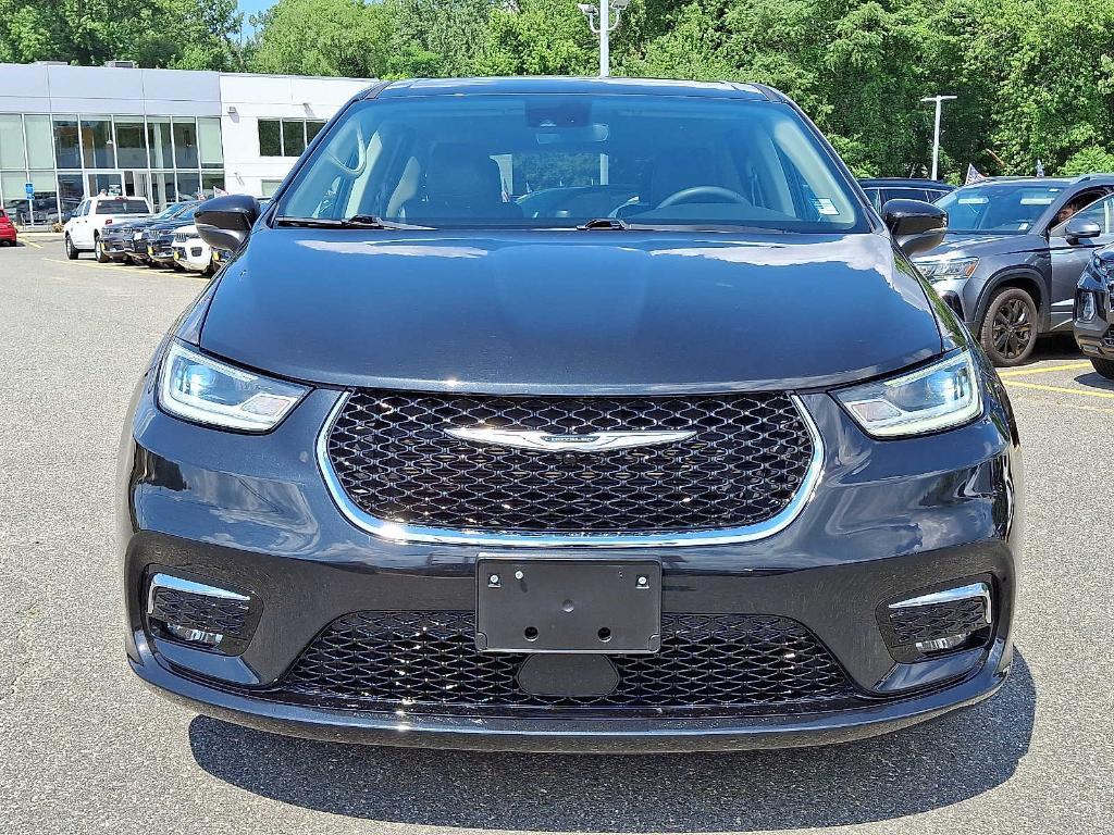 used 2023 Chrysler Pacifica car, priced at $24,278