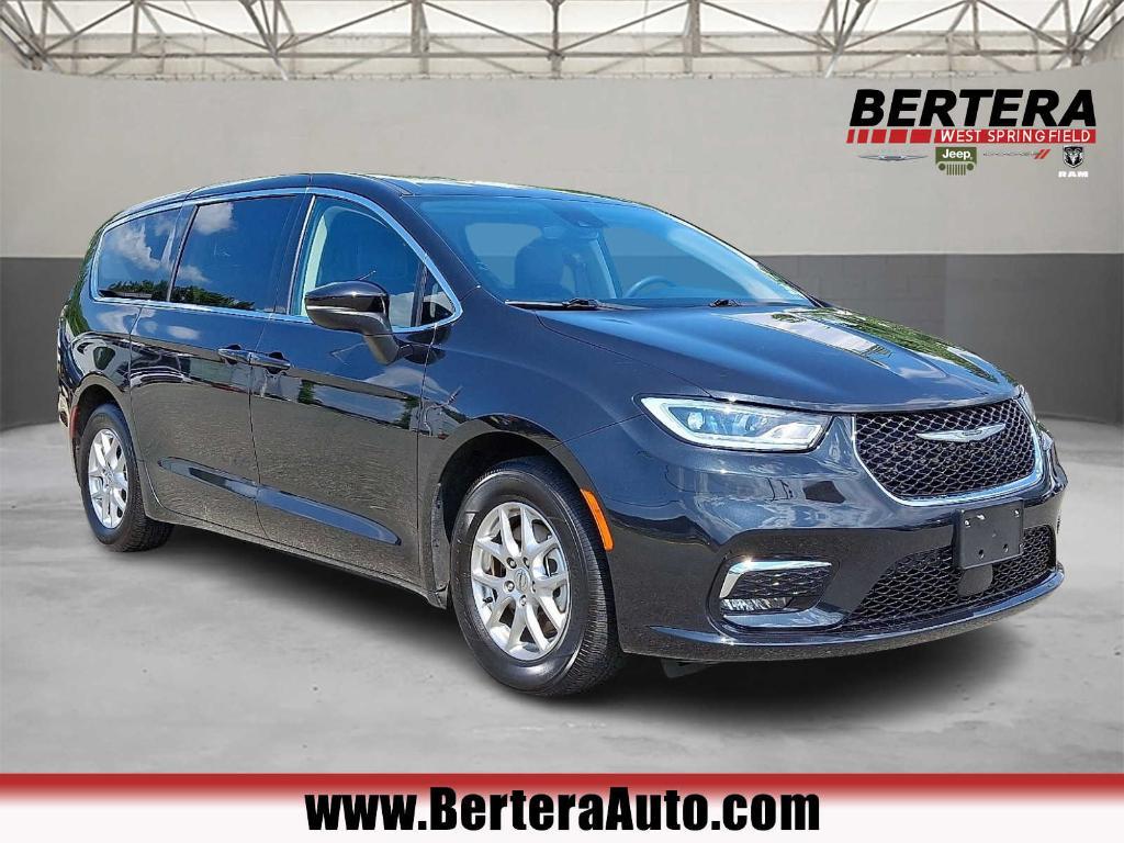 used 2023 Chrysler Pacifica car, priced at $24,278