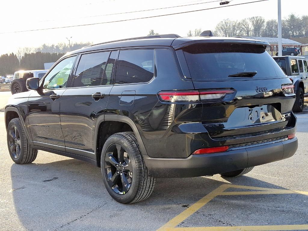 new 2025 Jeep Grand Cherokee L car, priced at $51,405