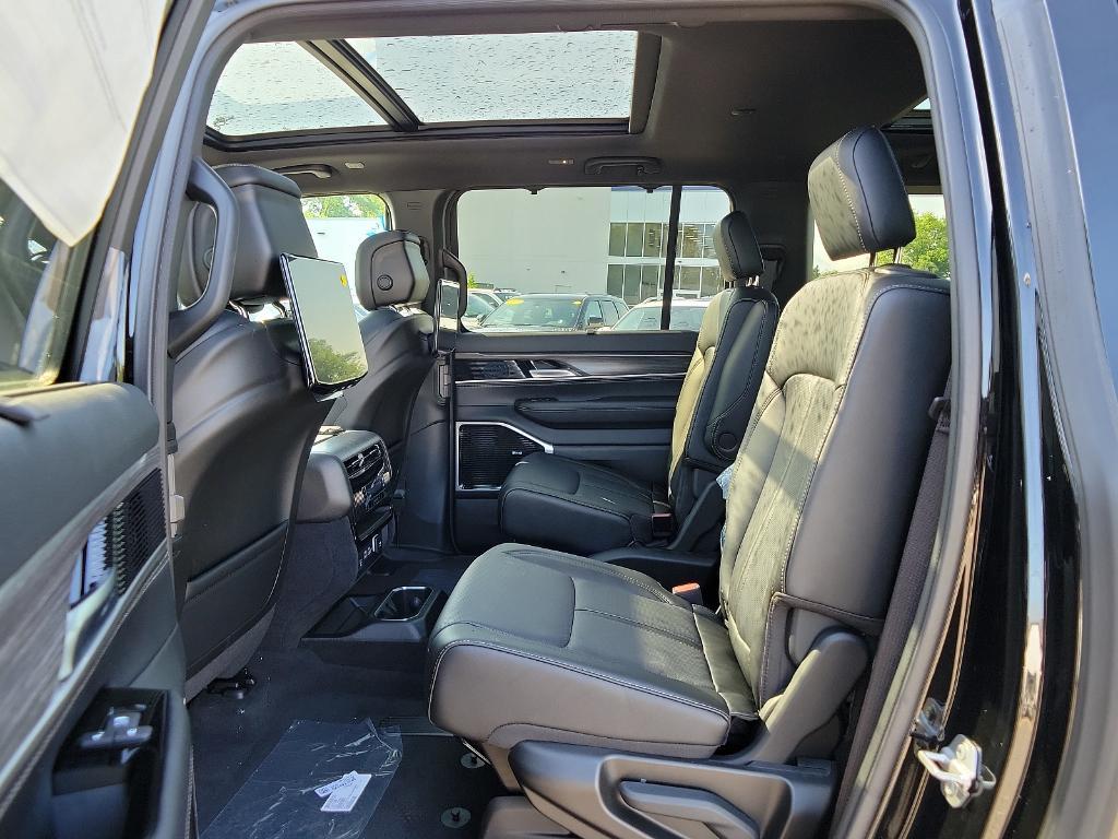 new 2024 Jeep Wagoneer L car, priced at $85,380