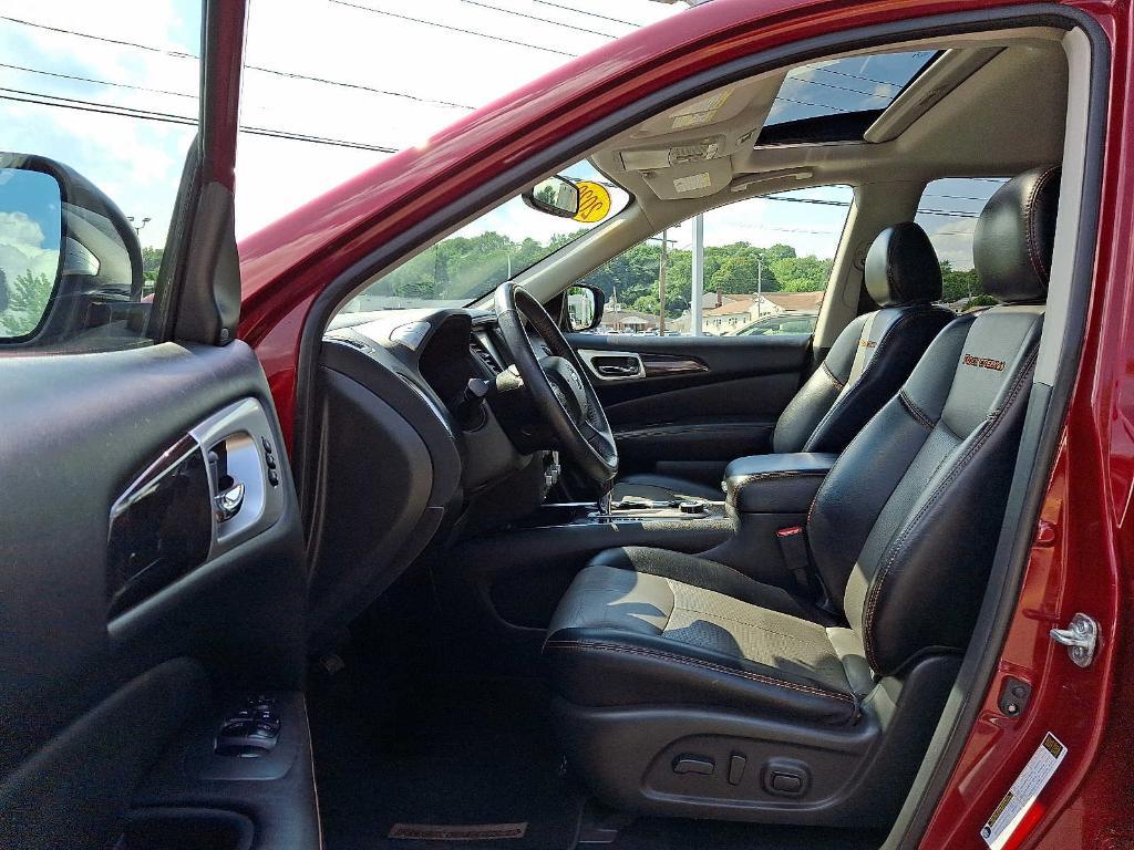 used 2020 Nissan Pathfinder car, priced at $22,014