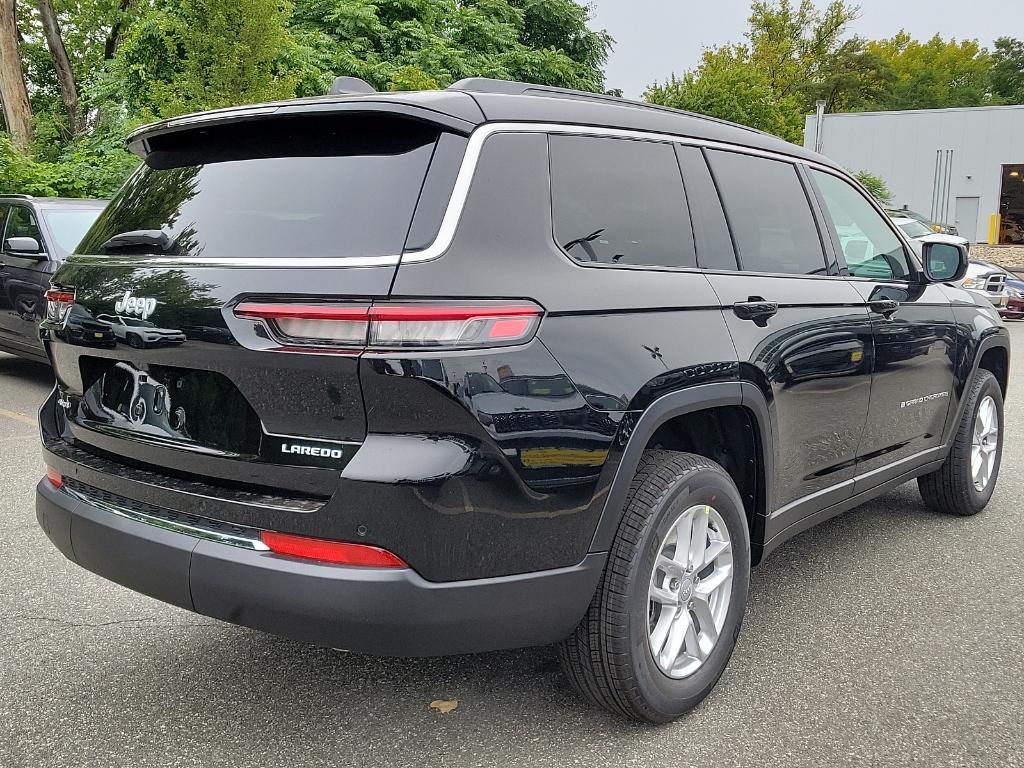 new 2024 Jeep Grand Cherokee L car, priced at $39,425