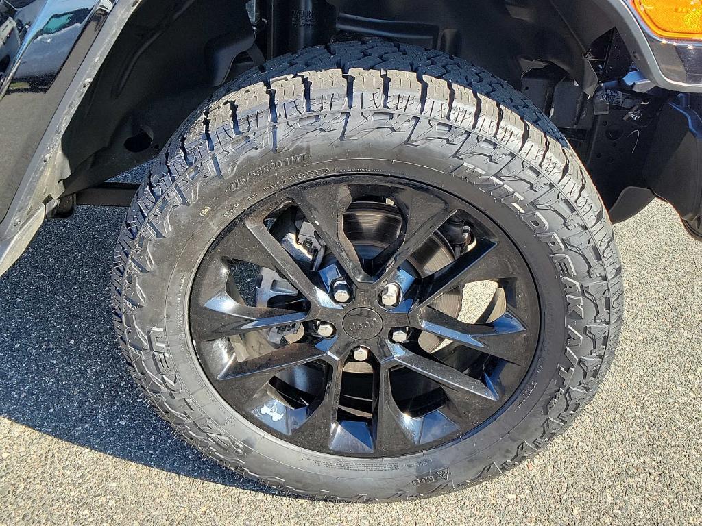 used 2021 Jeep Wrangler Unlimited car, priced at $33,995