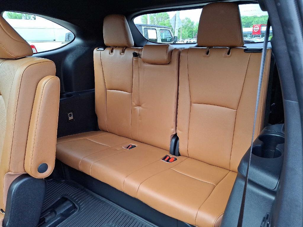 used 2022 Toyota Highlander car, priced at $43,974
