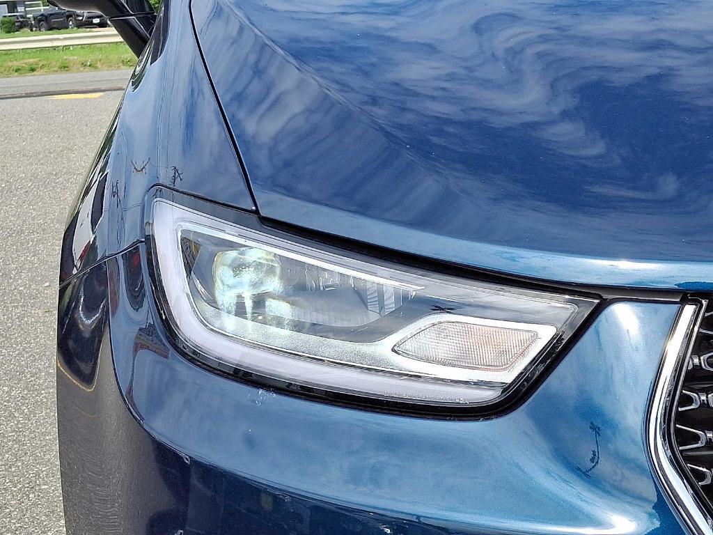 new 2025 Chrysler Pacifica car, priced at $43,966