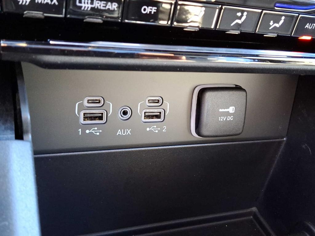 new 2025 Jeep Grand Cherokee car, priced at $49,430
