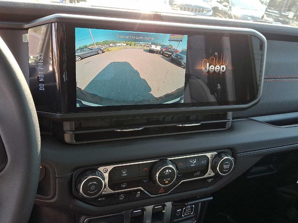 new 2025 Jeep Wrangler car, priced at $51,890