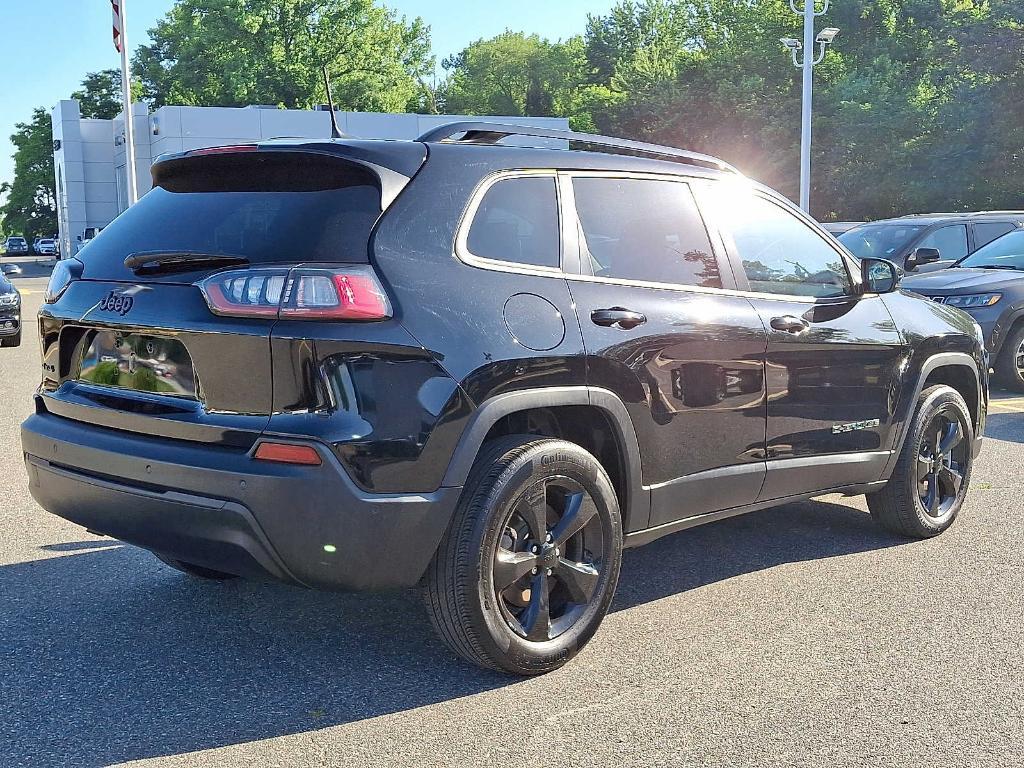 used 2023 Jeep Cherokee car, priced at $24,956