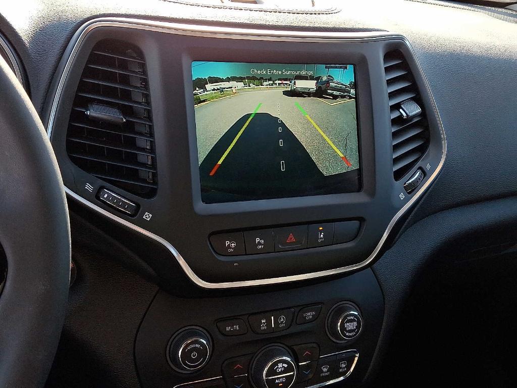 used 2023 Jeep Cherokee car, priced at $24,956