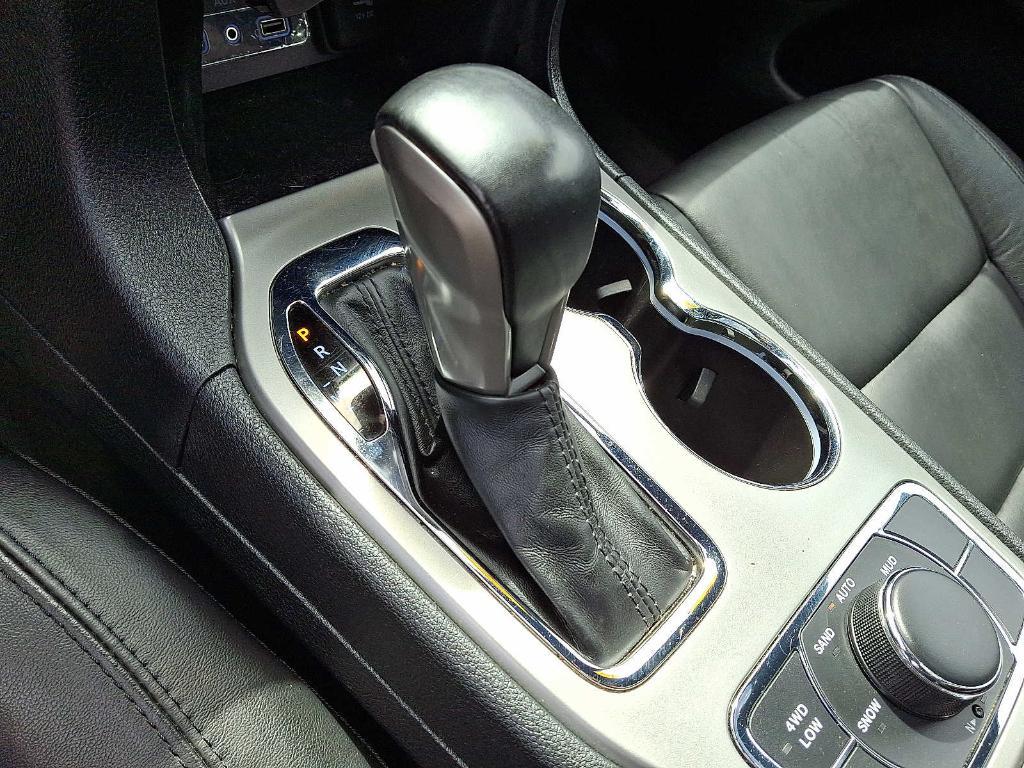 used 2021 Jeep Grand Cherokee car, priced at $26,209