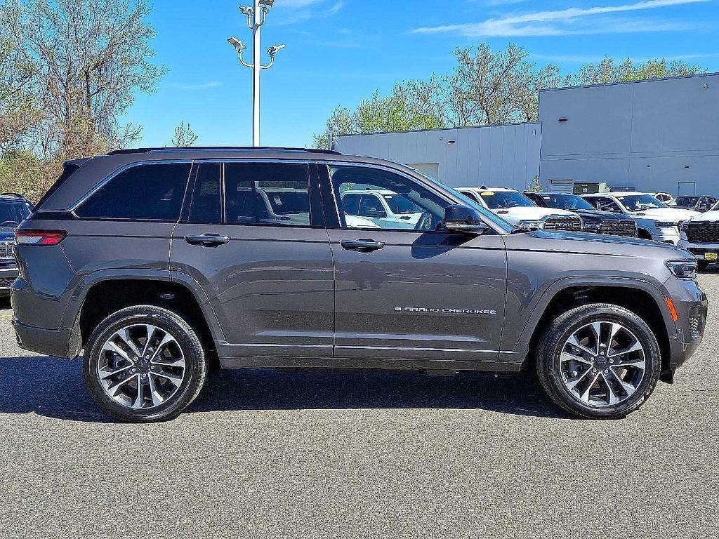 used 2023 Jeep Grand Cherokee 4xe car, priced at $39,128