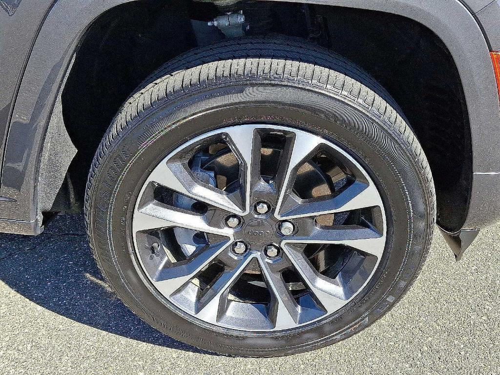 used 2023 Jeep Grand Cherokee 4xe car, priced at $39,128