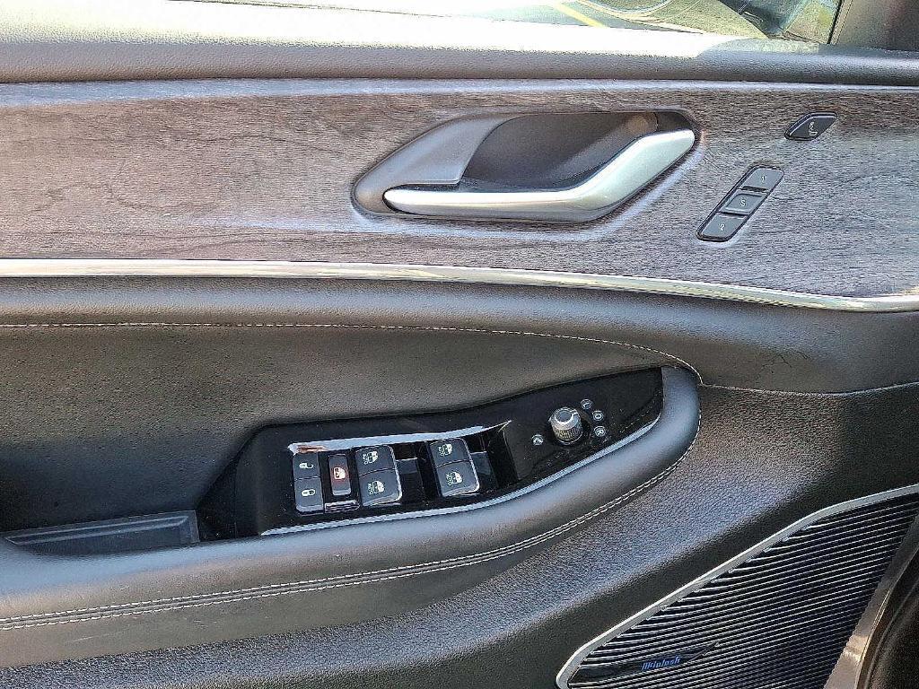 used 2023 Jeep Grand Cherokee 4xe car, priced at $39,128