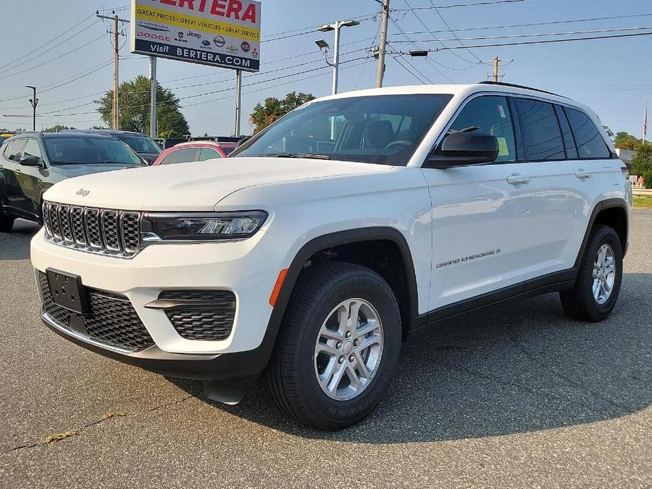 new 2024 Jeep Grand Cherokee car, priced at $41,976