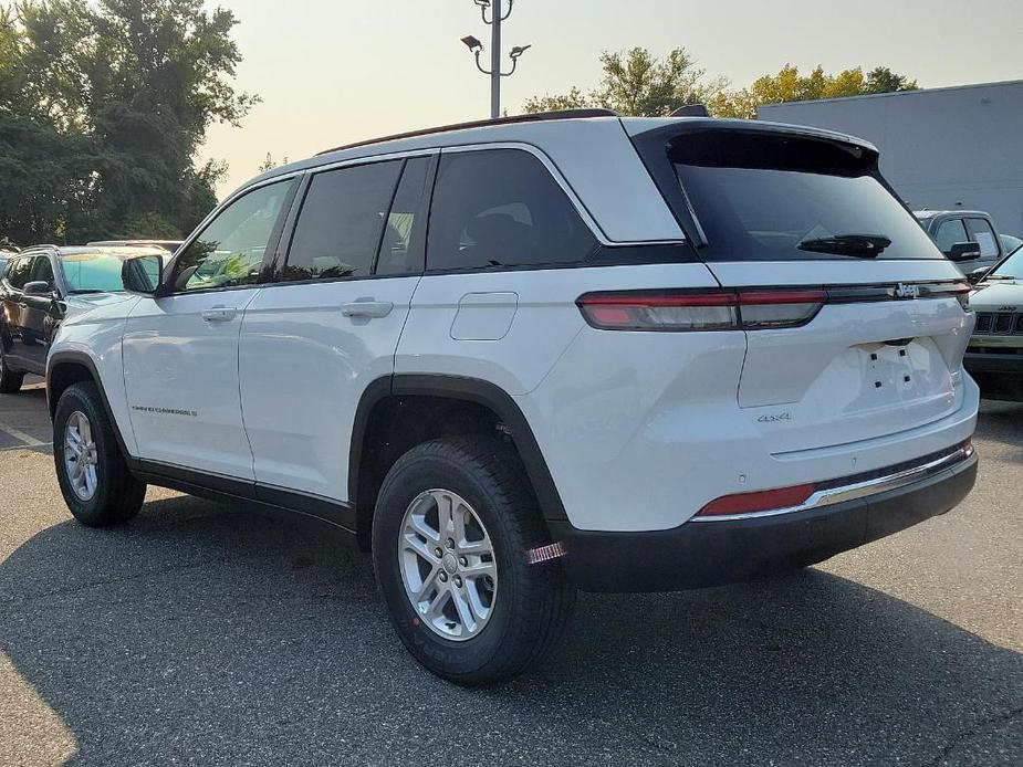 new 2024 Jeep Grand Cherokee car, priced at $41,976