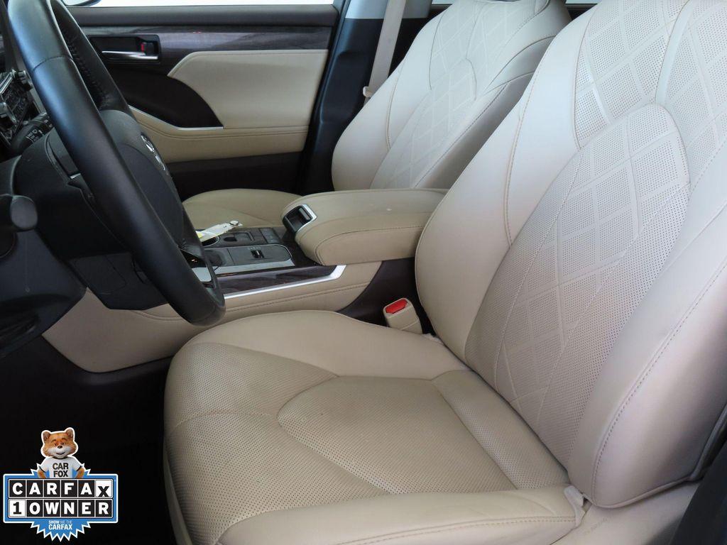 used 2020 Toyota Highlander car, priced at $32,296