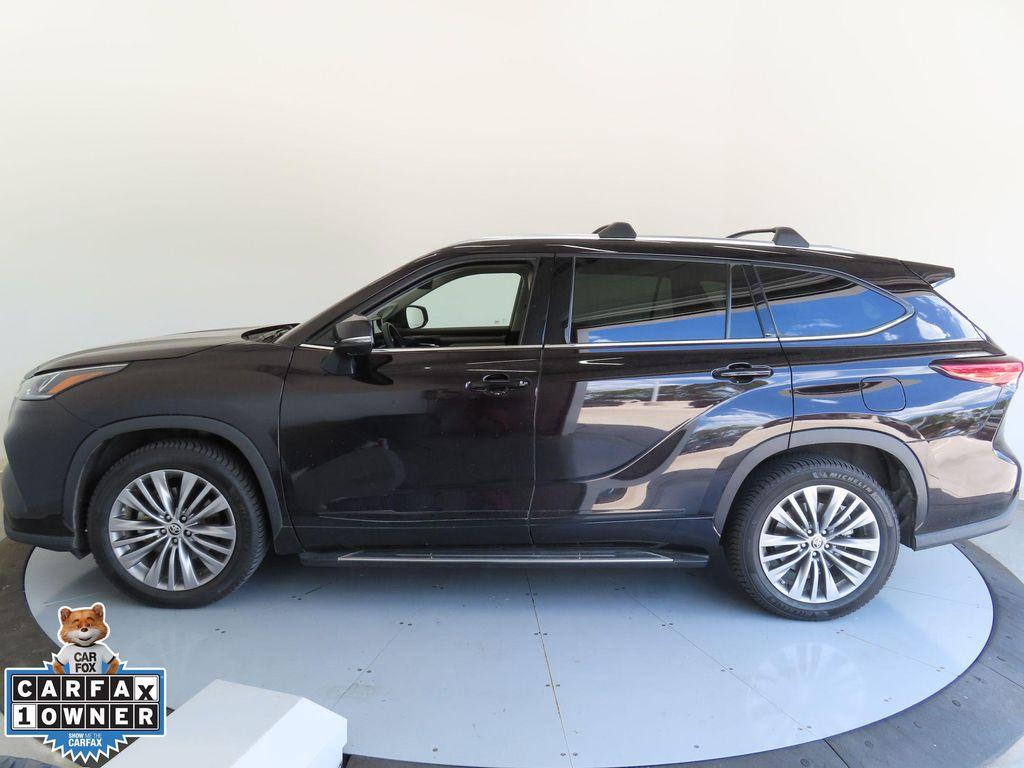 used 2020 Toyota Highlander car, priced at $32,296