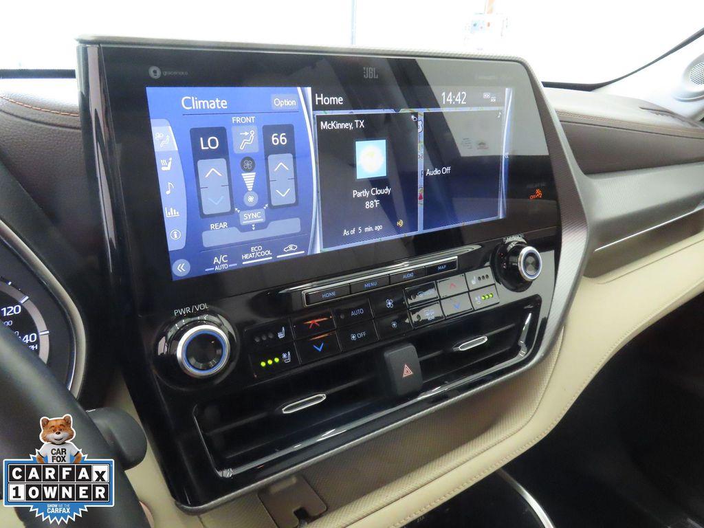 used 2020 Toyota Highlander car, priced at $32,296