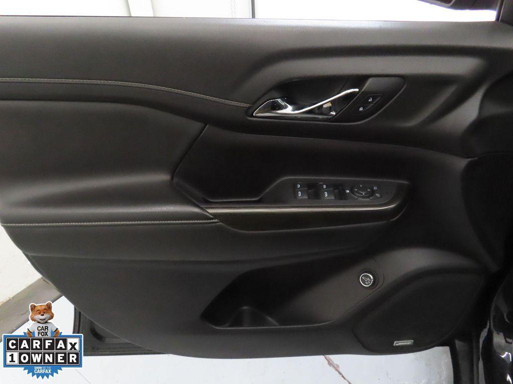 used 2023 GMC Acadia car, priced at $25,500