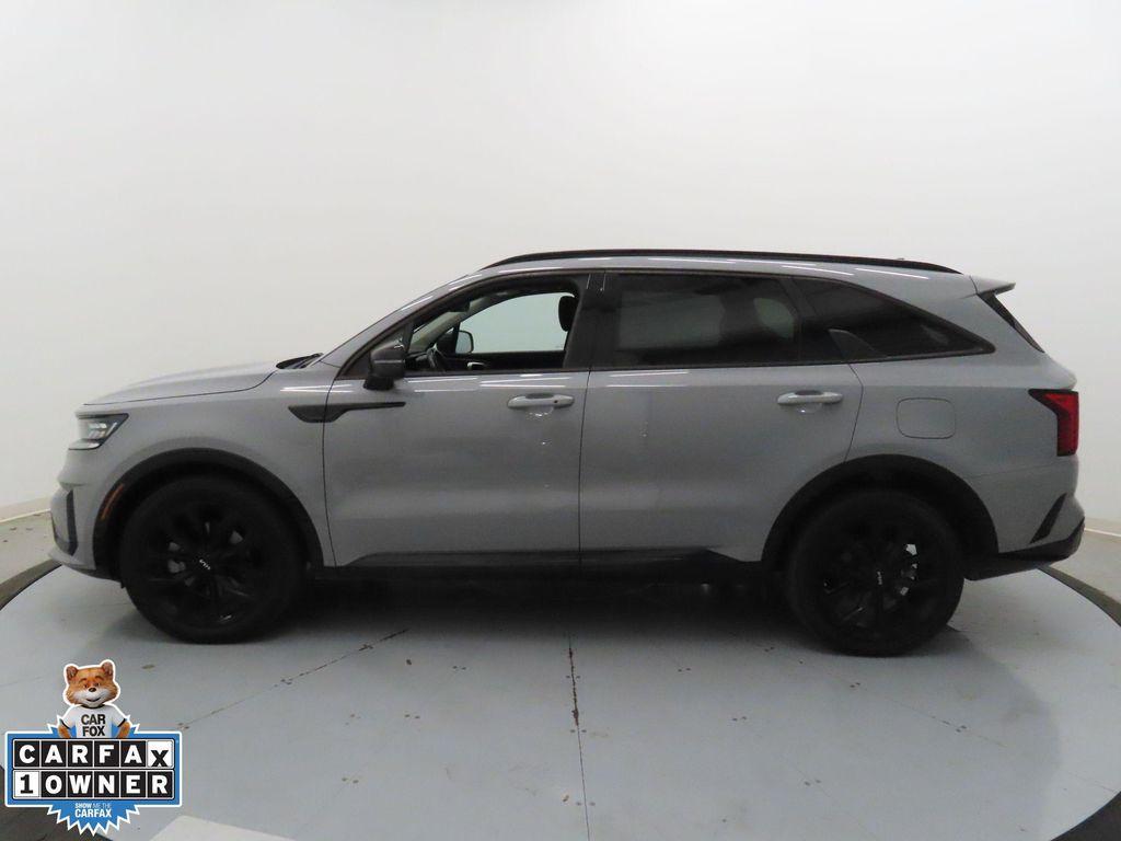 used 2023 Kia Sorento car, priced at $28,786
