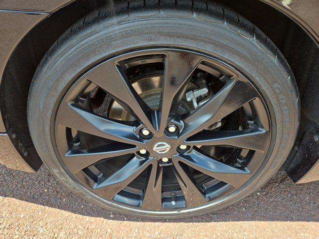 used 2021 Nissan Maxima car, priced at $25,255