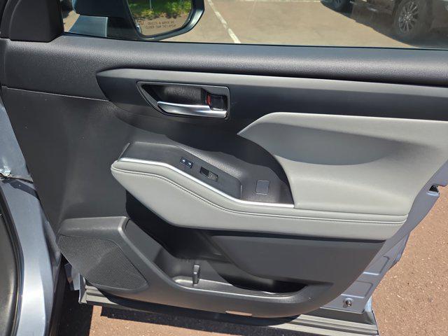 used 2023 Toyota Highlander car, priced at $42,990