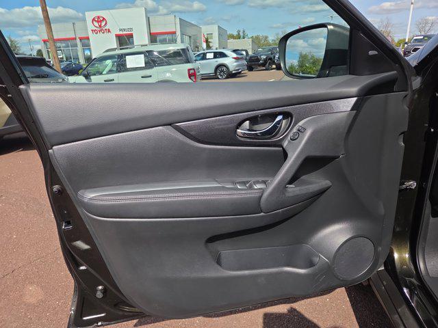 used 2017 Nissan Rogue car, priced at $12,768