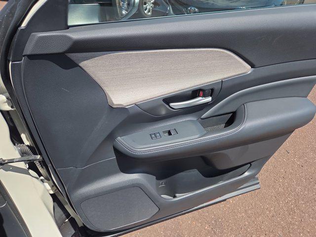used 2024 Toyota Grand Highlander car, priced at $53,817