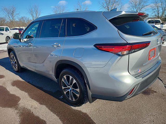 used 2022 Toyota Highlander car, priced at $36,500