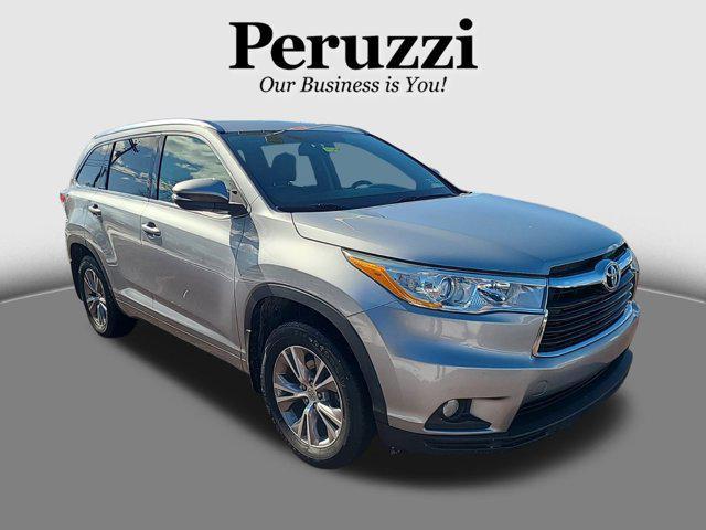 used 2014 Toyota Highlander car, priced at $16,714