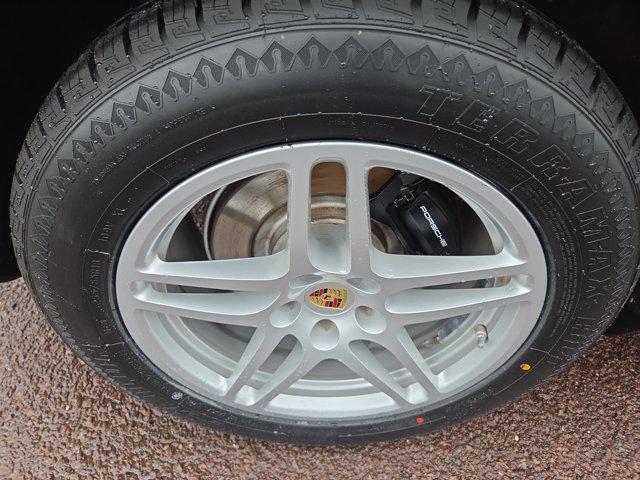 used 2021 Porsche Macan car, priced at $36,970