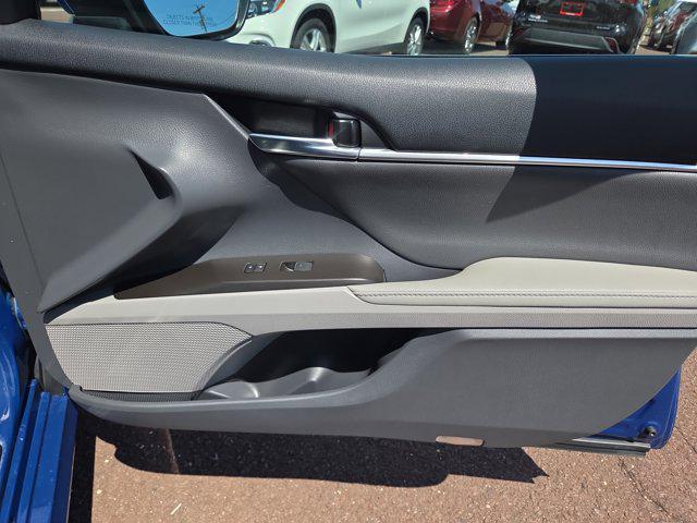 used 2023 Toyota Camry Hybrid car, priced at $31,757