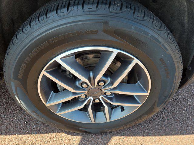 used 2020 Jeep Grand Cherokee car, priced at $17,962